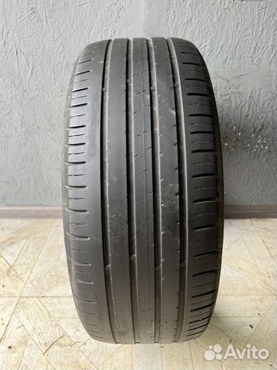 Kumho Ecsta HS51 235/55 R17