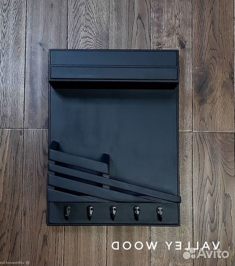 Ключница настенная деревянная