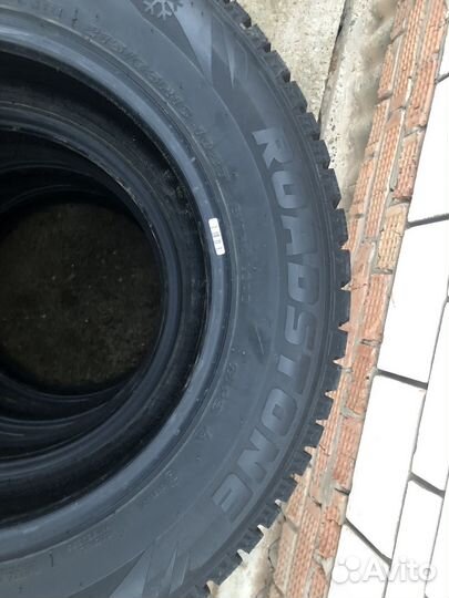 Roadstone Winguard 215/65 R16