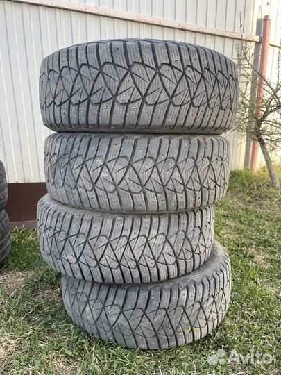 Goodyear Ultragrip 600 205/55 R16