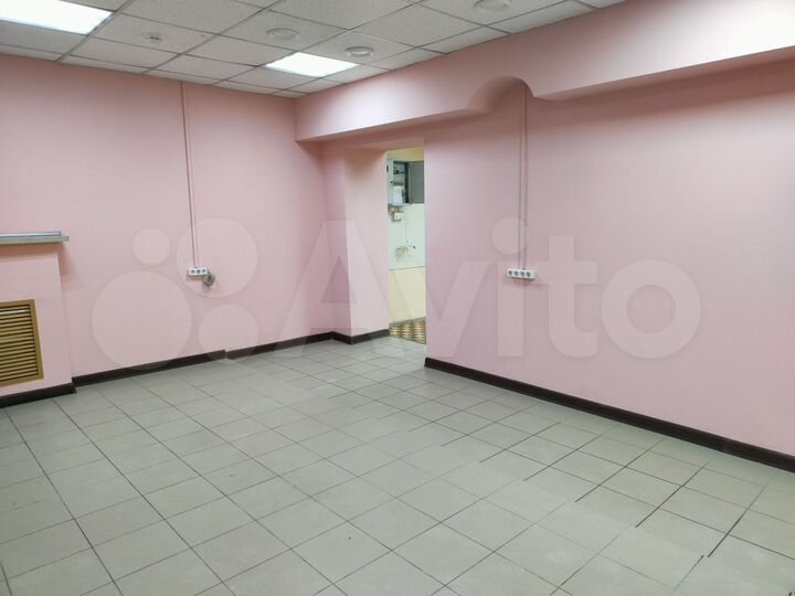 Торговая площадь, 70 м²