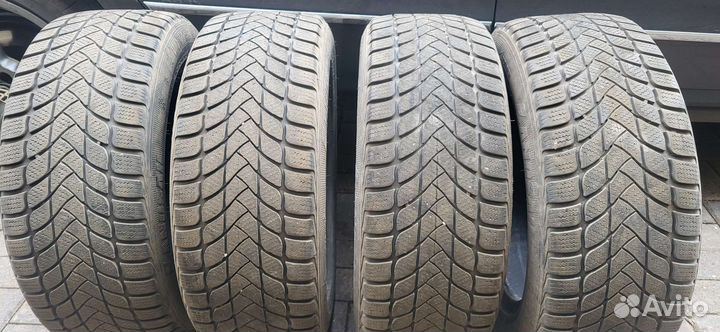 Landsail Winter Lander 215/55 R16