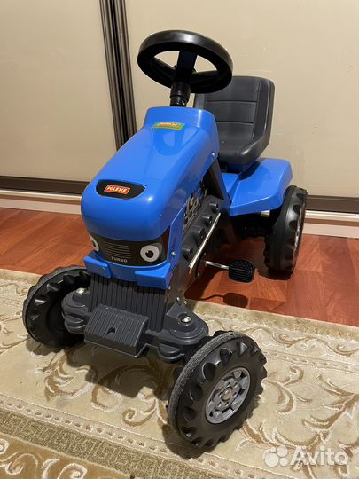 Синий трактор