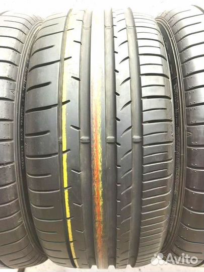 Dunlop SP Sport Maxx 050+ 235/45 R17 97Y