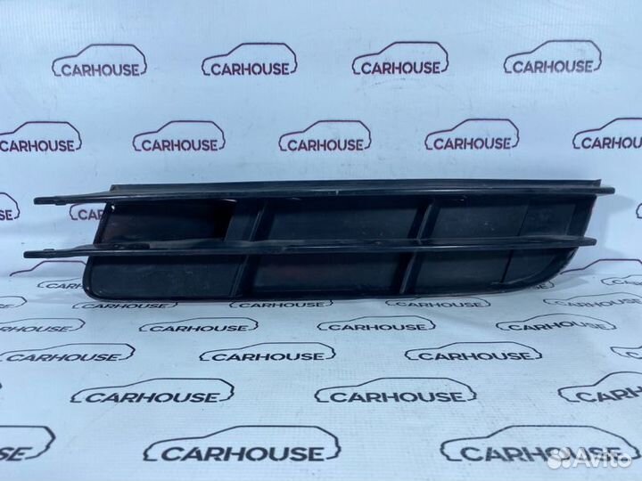 Решётка в бампер передняя левая Audi Q7 4L