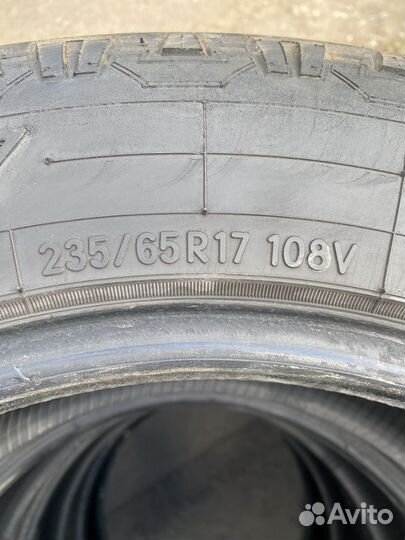 Toyo Open Country A/T Plus 235/65 R17