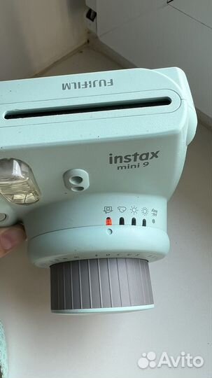 Плёночный фотоаппарат Instax Mini 9