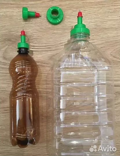 Поилка для кроликов ниппельная под бутылки 0,5-5 л