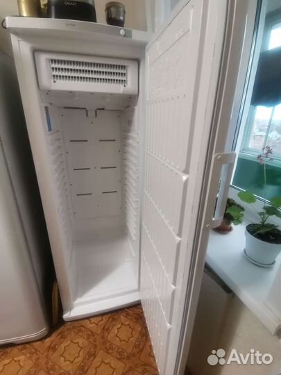 Морозильная камера Indesit