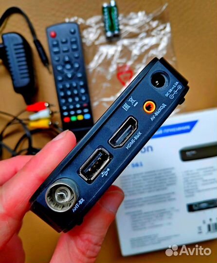 Цифровая приставка BarTon TA-561 новая