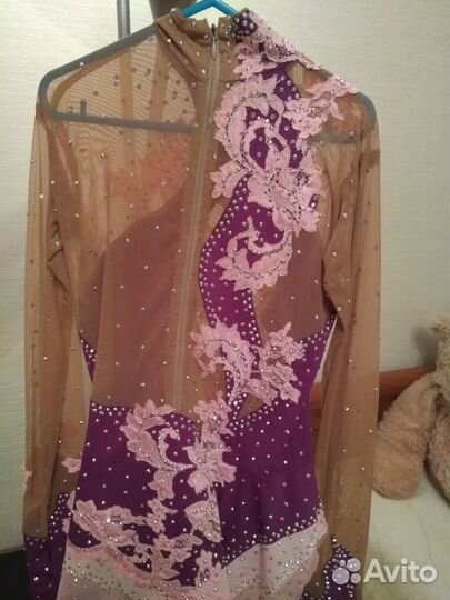 Продаю купальник для художественной гимнастики