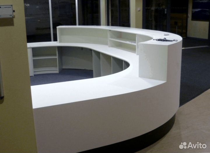 Барная стойка для офиса из искусственного камня