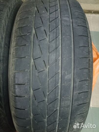 Goodyear Excellence 235/65 R17 104W