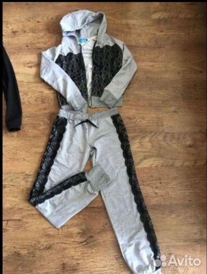 Костюм спортивный 42 размер