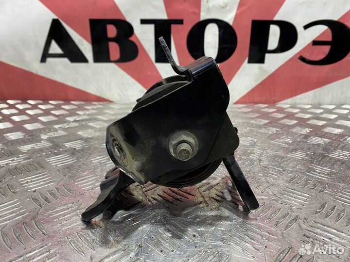 Подушка двигателя левая Mitsubishi Outlander XL