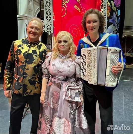 Педагог по баяну и аккордеону