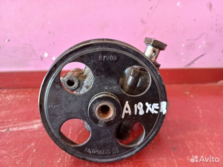 Насос гура Opel Insignia 1.8 A18XER