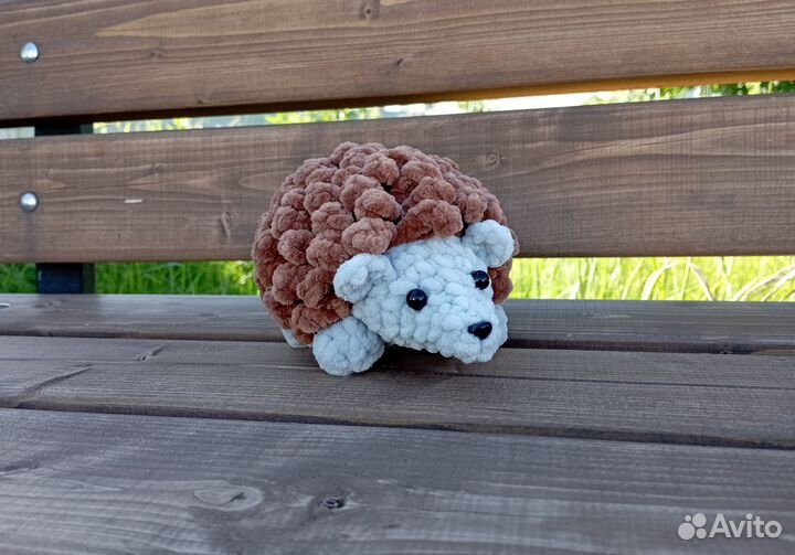 Вязаная игрушка Ёжик