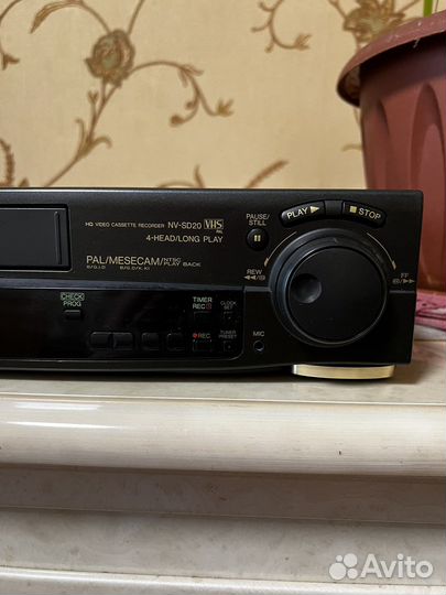 Видеомагнитофон panasonic