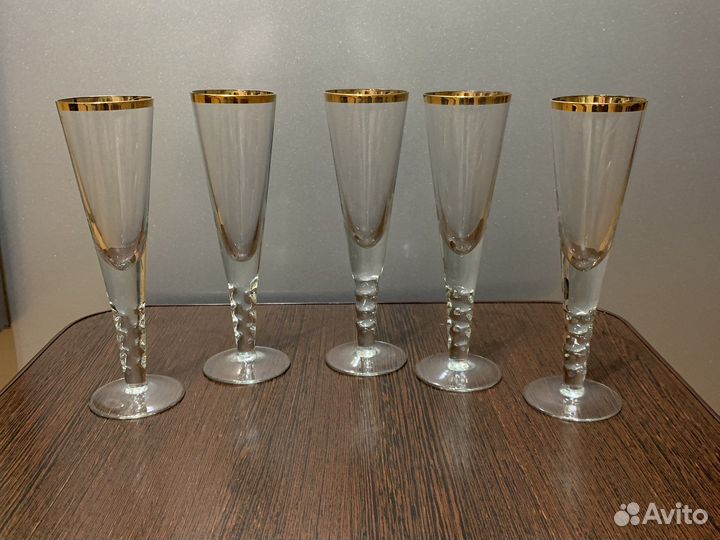 Графин, рюмки хрустальные, стеклянные