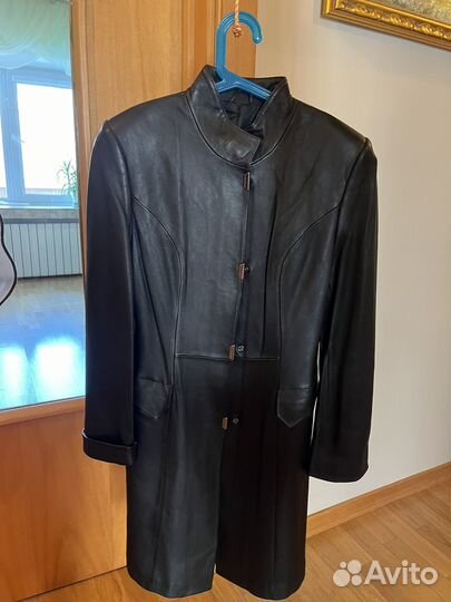 Плащ женский