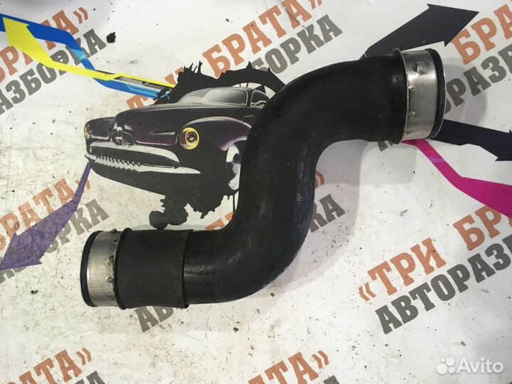 Мерседес E-Класс Патрубок интеркулера