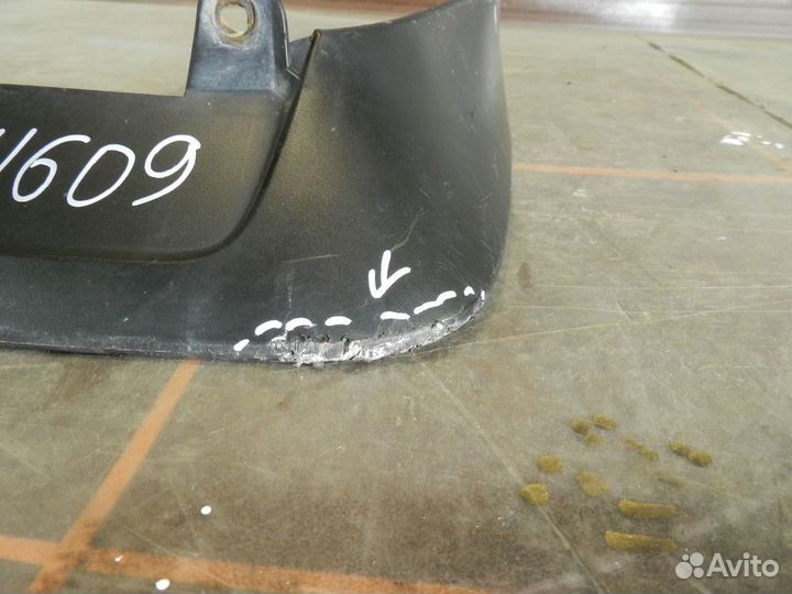 Брызговик задний левый - Toyota Highlander 3