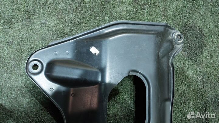 Защита рулевой рейки W212,C218,W204