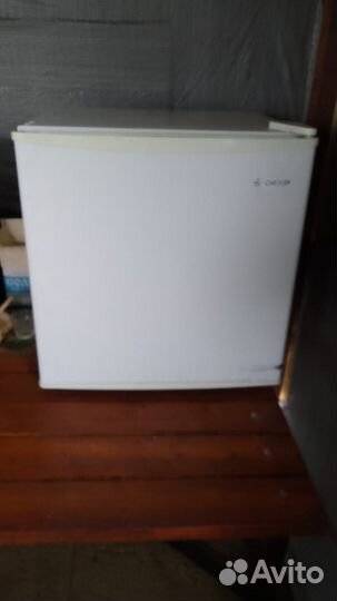 Холодильник маленький