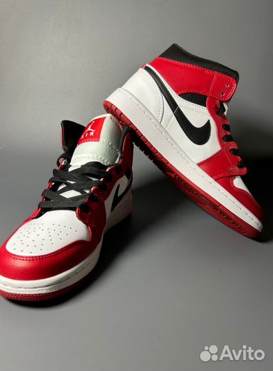 Кроссовки Air Jordan 1 Retro High OG Chicago Люкс