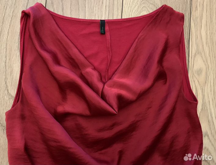 Платье Benetton