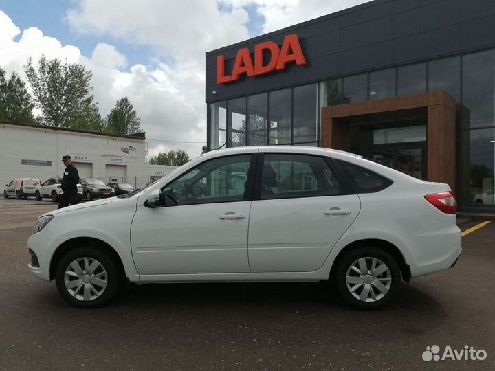 LADA Granta 1.6 МТ, 2023