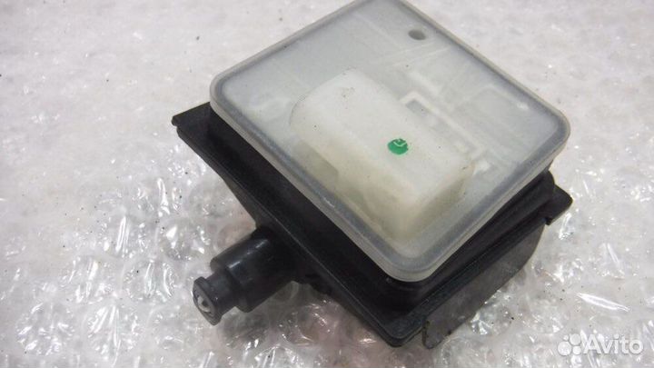 Привод лючка крышки бензобака для Мерседес GLE