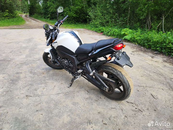 Yamaha FZ8N