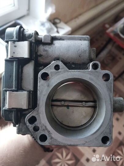 Дроссельная заслонка 03F133062B