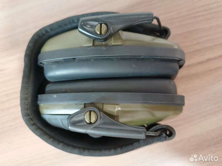 Активные наушники Howard Impact Sport