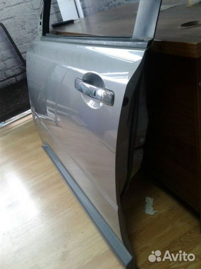 Дверь передняя левая Nissan X-Trail T31