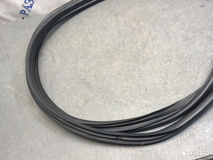 Уплотнитель проёма пер. прав двери Citroen c3