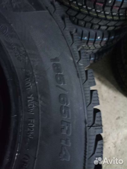 Viatti Brina Nordico V-522 185/65 R14 86T