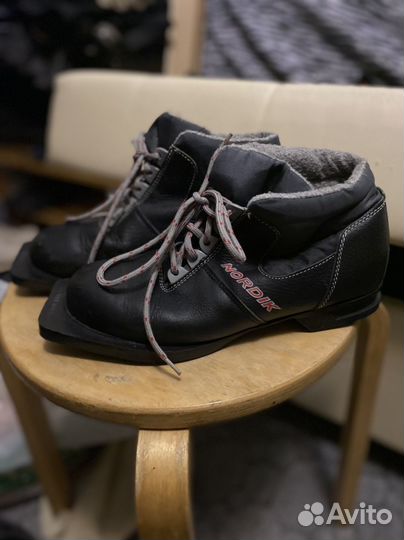 Ботинки лыжные