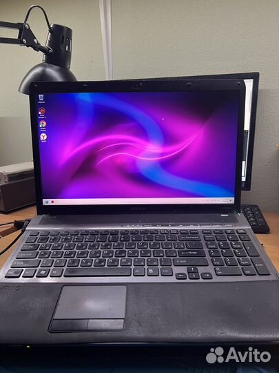 Ноутбук sony vaio i7 vpcf12z1r