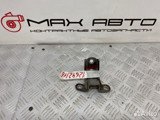 Б/У петля двери передний правый Hyundai Solaris 1