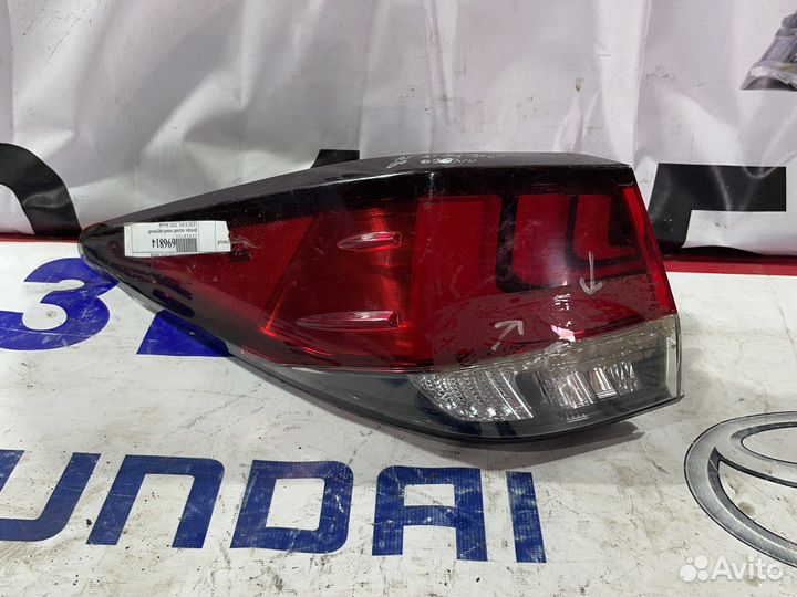 Фонарь левый наружний Lexus RX 2020