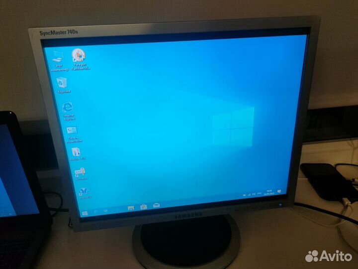 Монитор Samsung SyncMaster 740n