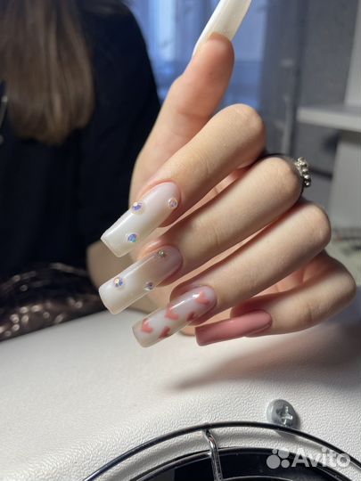 Маникюр на дому