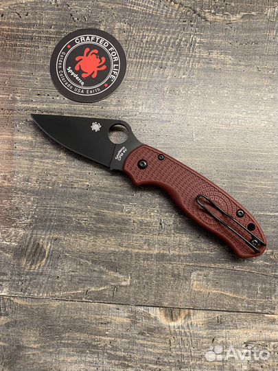 Spyderco para 3 St.Nick’s Exclusive