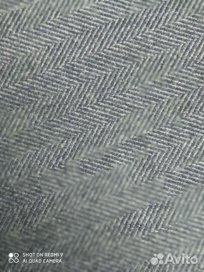 Ткань, шерсть с лавсаном. Качество отлисное