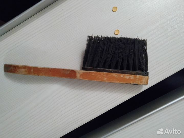 Щетка. Помощь нуждающимся