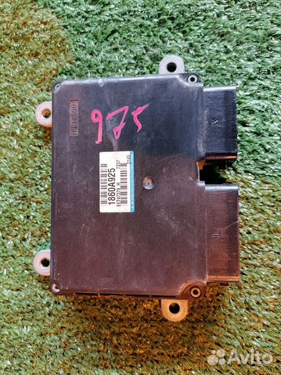 Блок управления двигателем 4B12 1860A925 Mitsubish