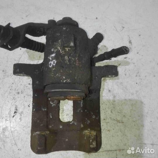 Суппорт задний левый Volkswagen Golf